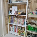 Small Space Solutions: DIY Bookshelf Ideas