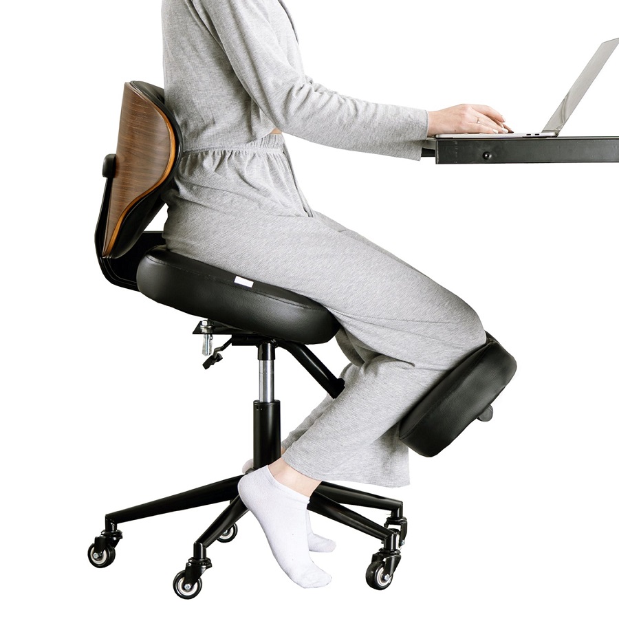 proper office chair posture